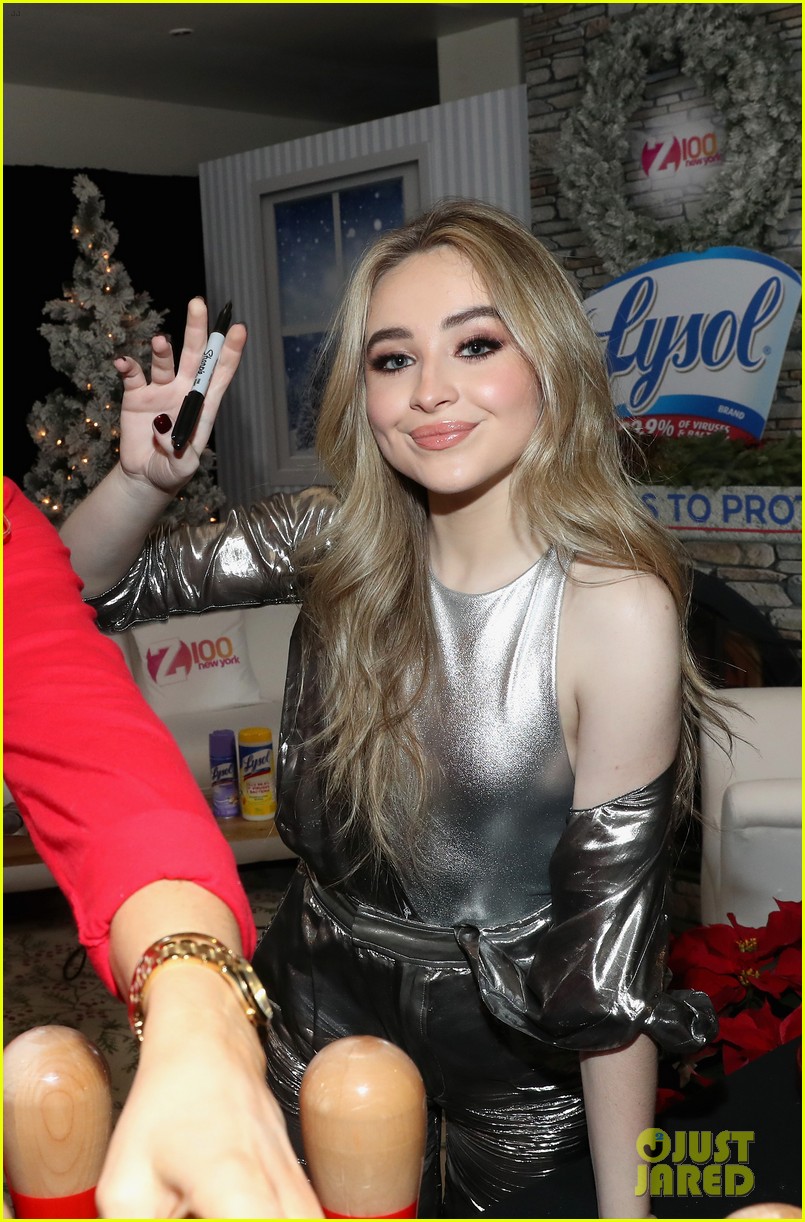 Sabrina Carpenter, Olivia Holt, Jake Paul, & More Stars Hang Out at