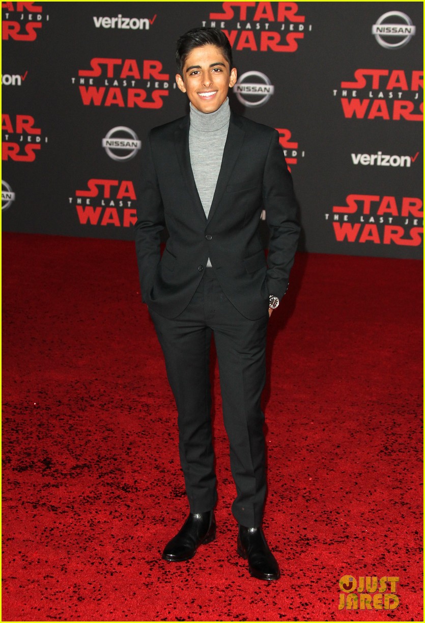 Full Sized Photo of jenna ortega booboo stewart star wars last jedi