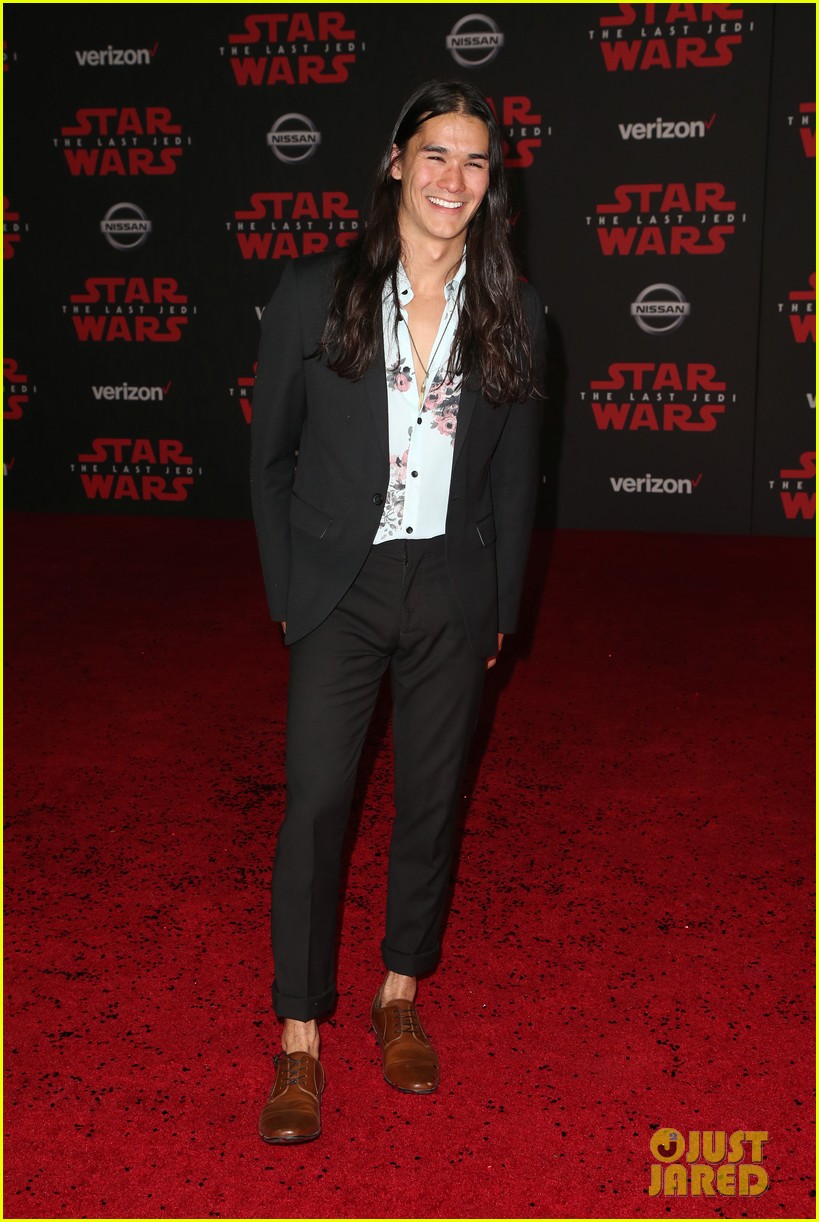 Full Sized Photo of jenna ortega booboo stewart star wars last jedi