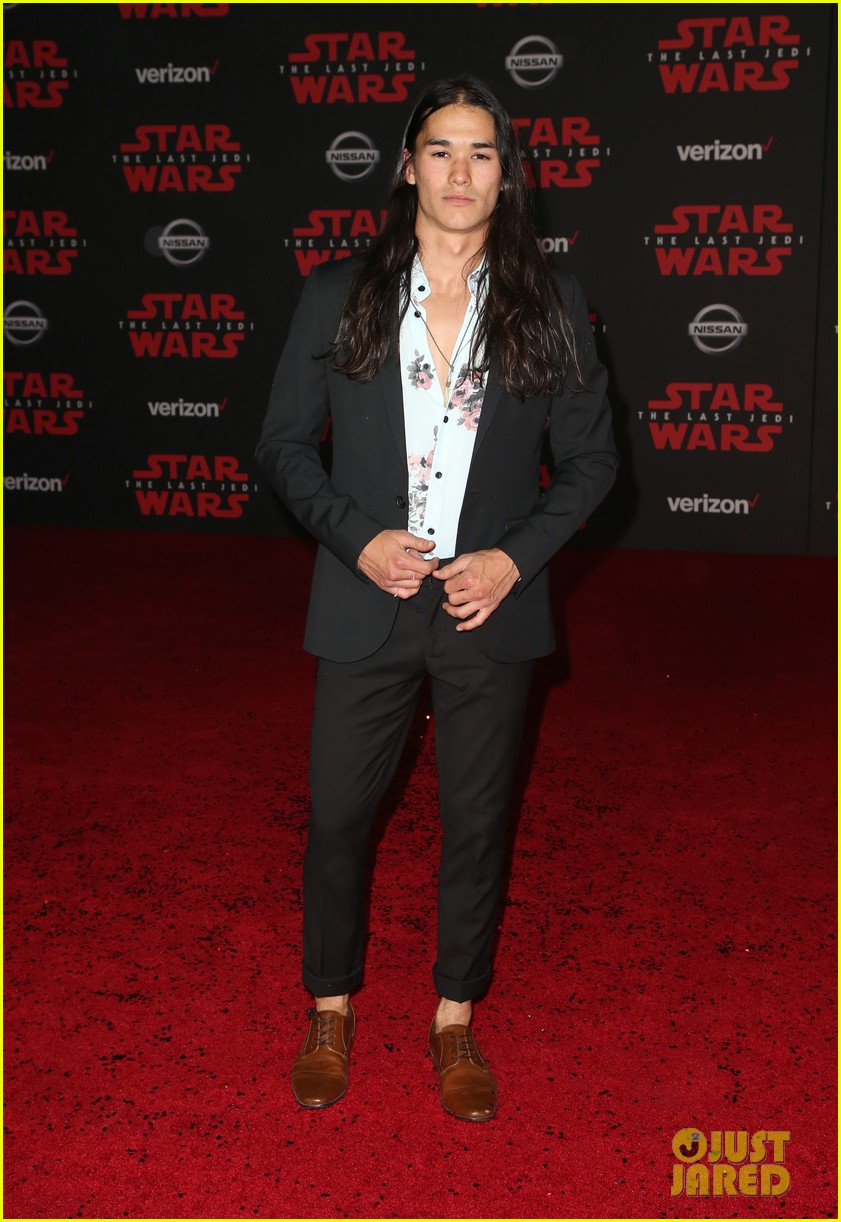 Full Sized Photo of jenna ortega booboo stewart star wars last jedi