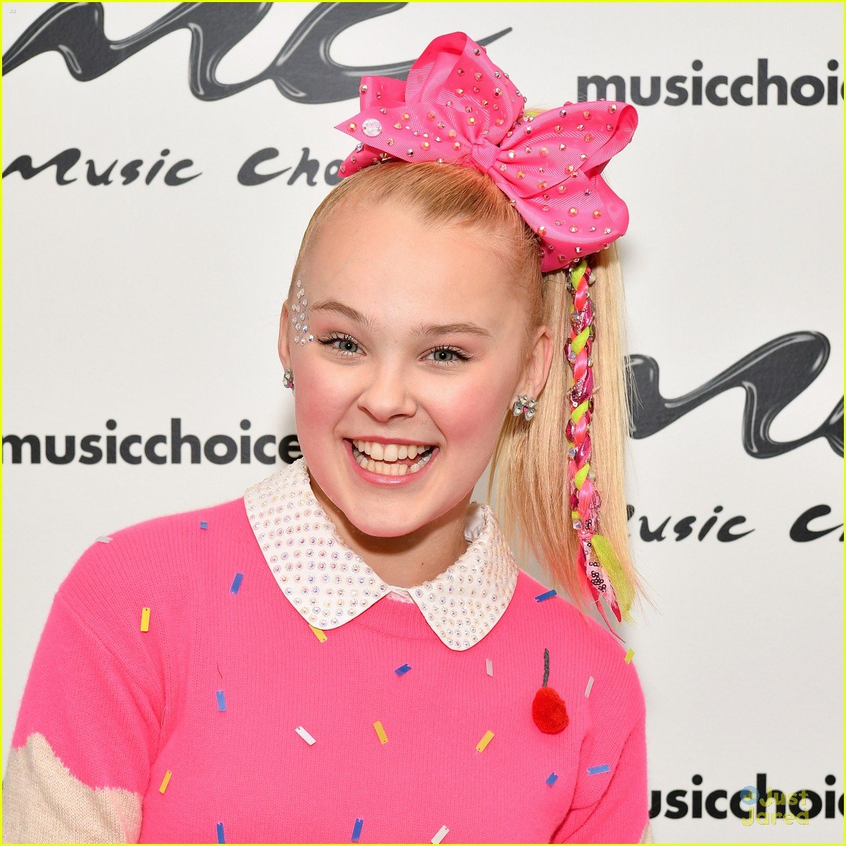 JoJo Siwa Wears Bright Pink To Two Appearances in NYC | Photo 1129397 ...