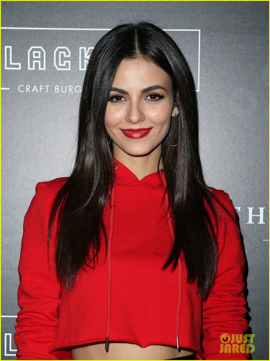 Victoria Justice is Red-Hot at Black Tap Grand Opening in Vegas | Photo