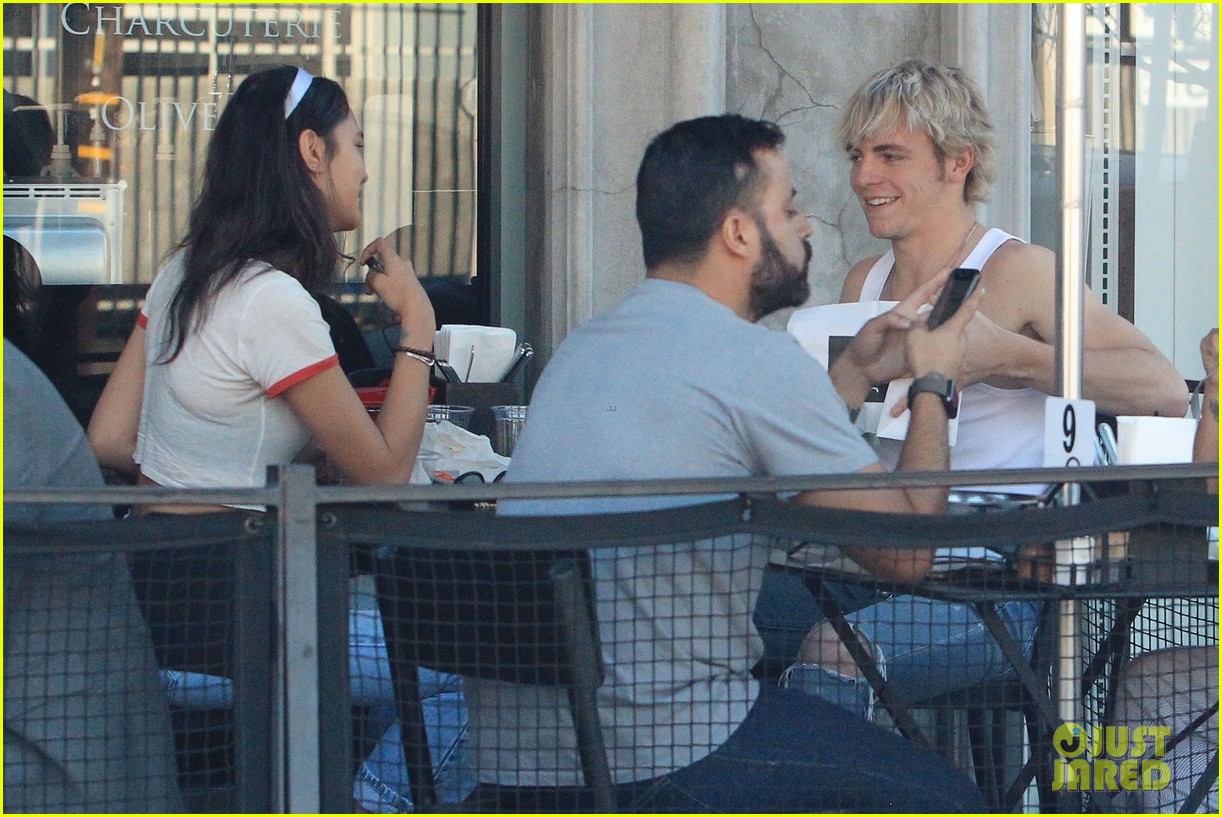Are Ross Lynch & Courtney Eaton Back Together?! 