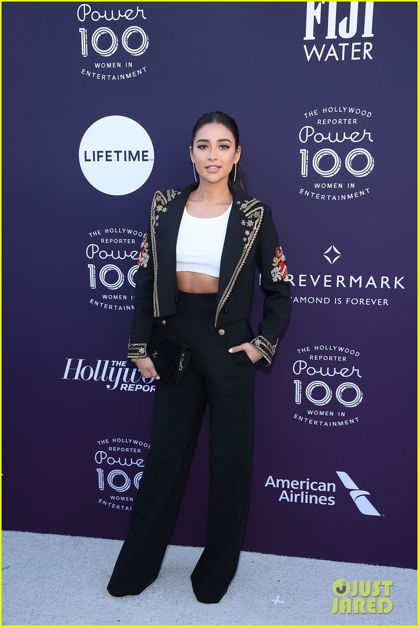 Shay Mitchell & Yara Shahidi Join Forces at THR's Women In