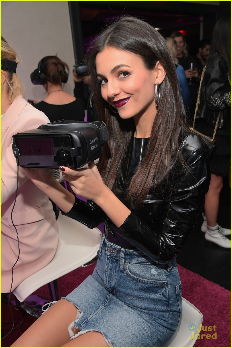 Full Sized Photo of victoria justice madison reed samsung nyx event 01