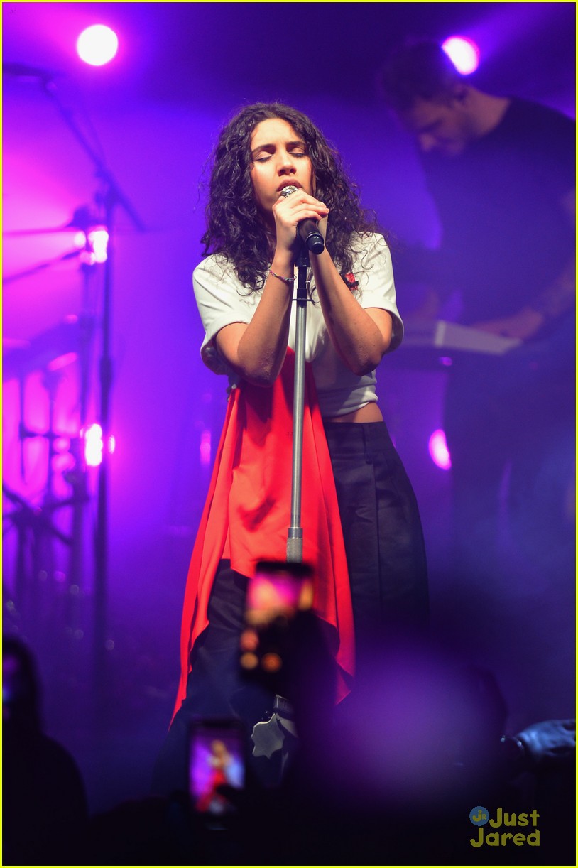 Grammy Nominees Alessia Cara & Julia Michaels Perform at Spotify's Best ...
