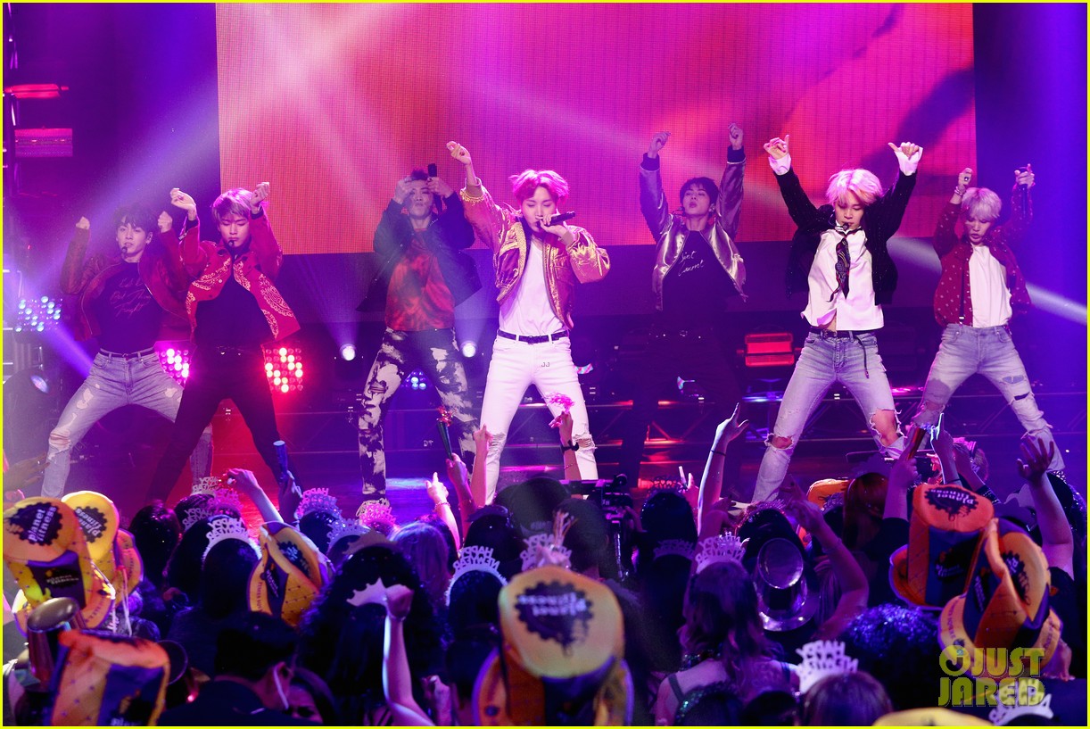 BTS Has a 'Rockin' New Year's Eve - Watch Now! | Photo 1130573 - Photo ...