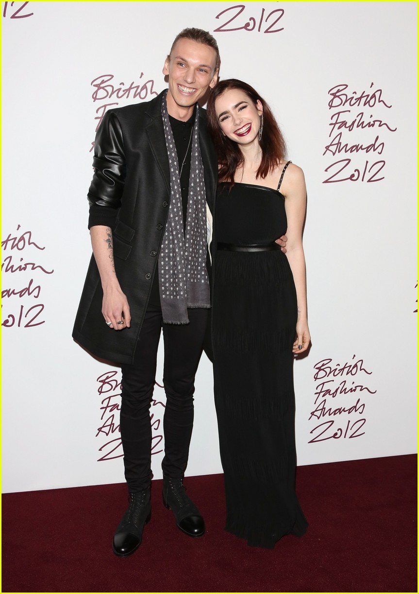 lily collins jamie campbell bower might be dating again 14