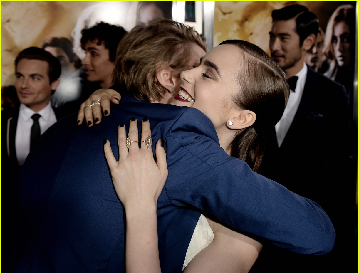 lily collins jamie campbell bower might be dating again 19