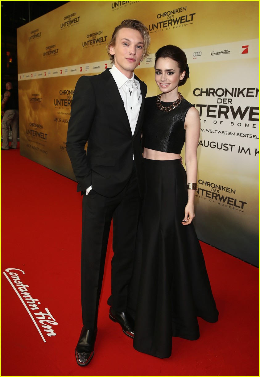 lily collins jamie campbell bower might be dating again 20