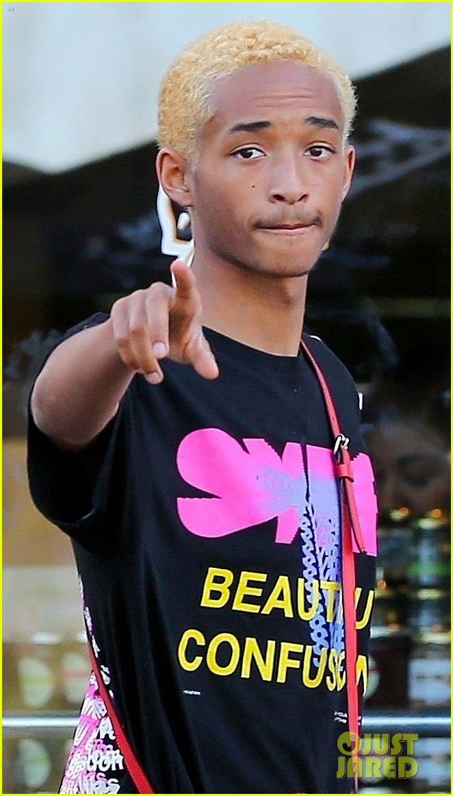 Full Sized Photo of jaden smith i love you sign language lunch 05 ...