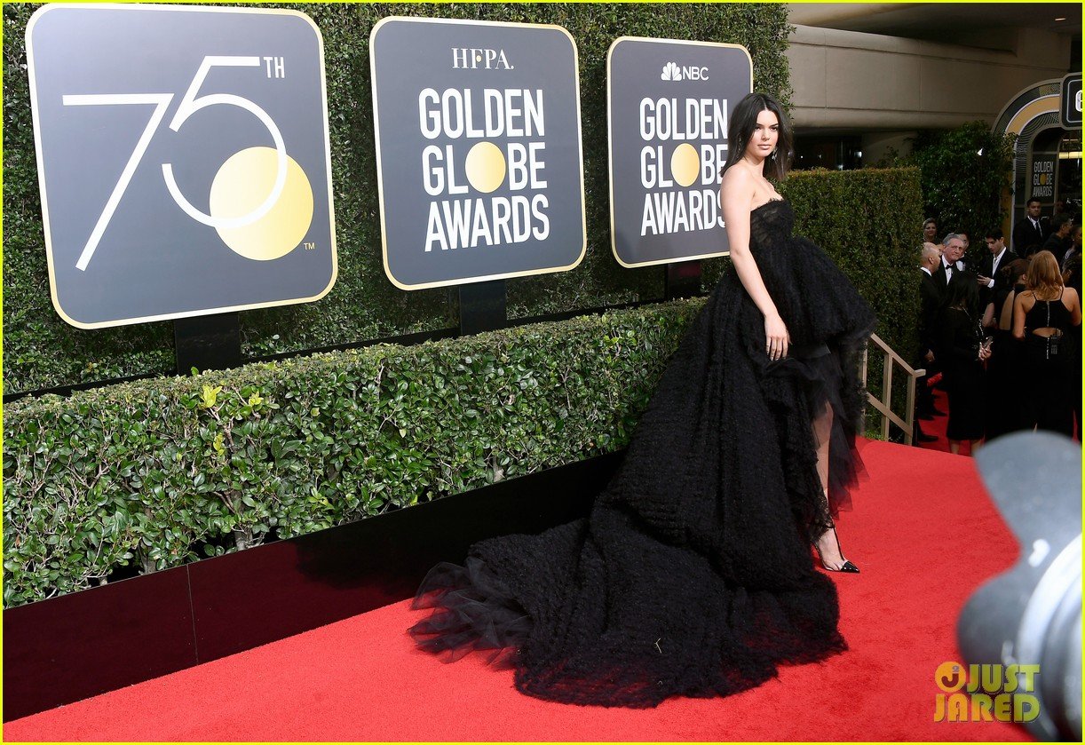 Full Sized Photo of kendall jenner acne golden globes 18 | Kendall