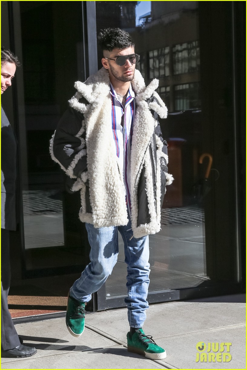 zayn malik steps out after celebraring his birthday in nyc 07