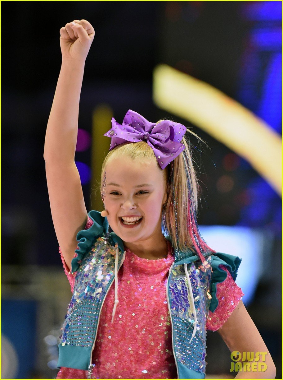 JoJo Siwa Takes The Stage at NFL Play 60 Kids Day During Super Bowl