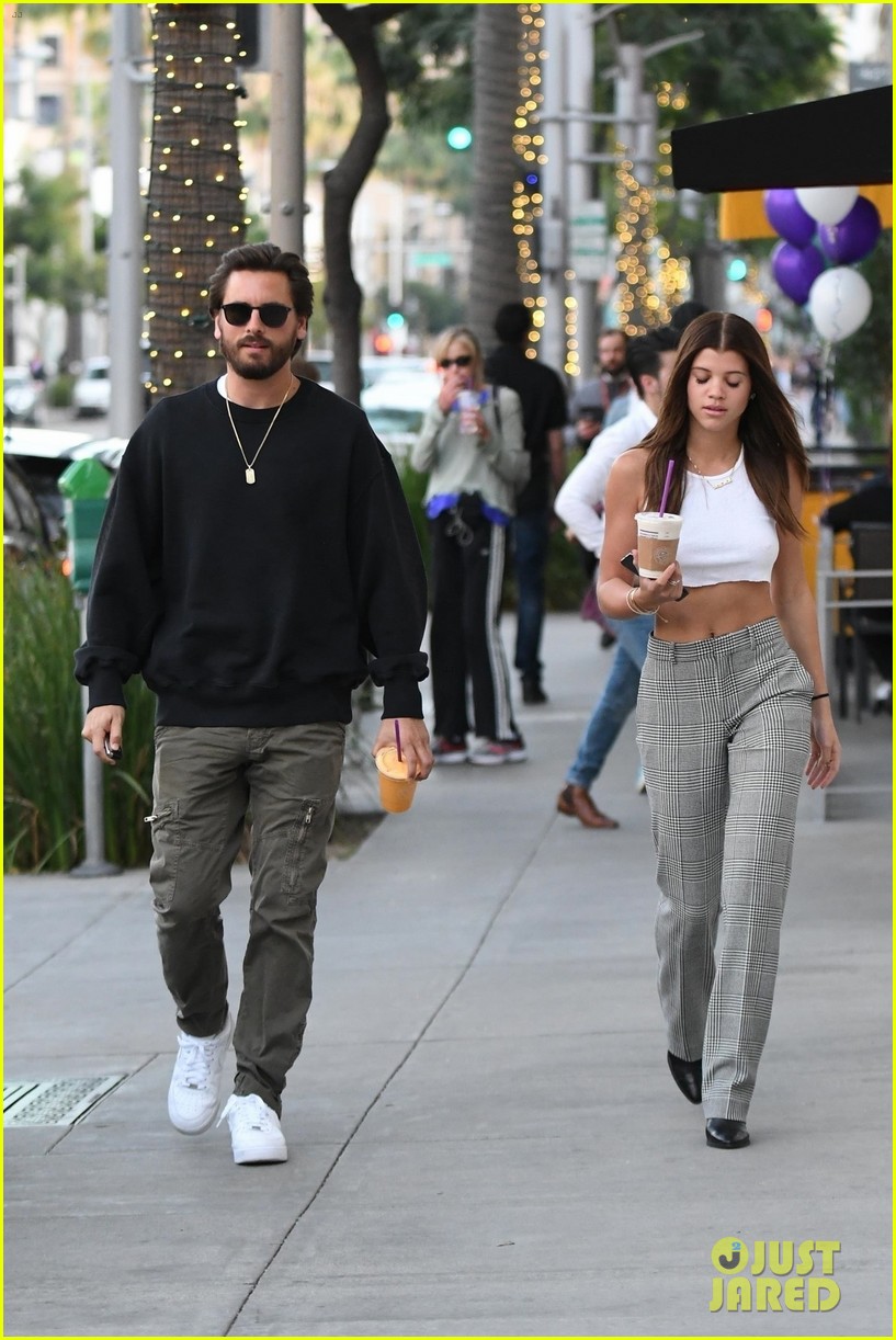 Full Sized Photo of sofia richie scott disick coffee january 2018 03