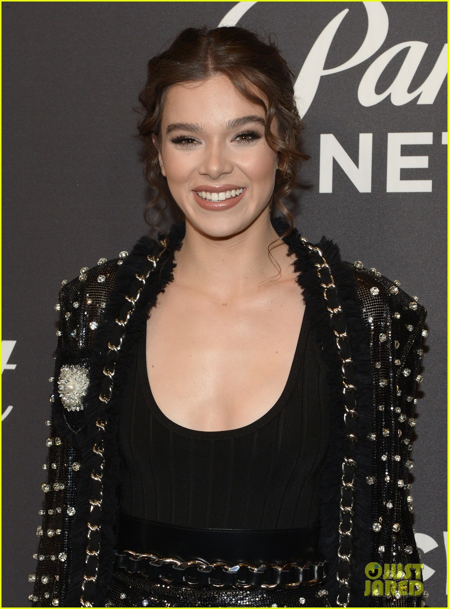 Hailee Steinfeld Suits Up for 'Lip Sync Battle' Michael Jackson