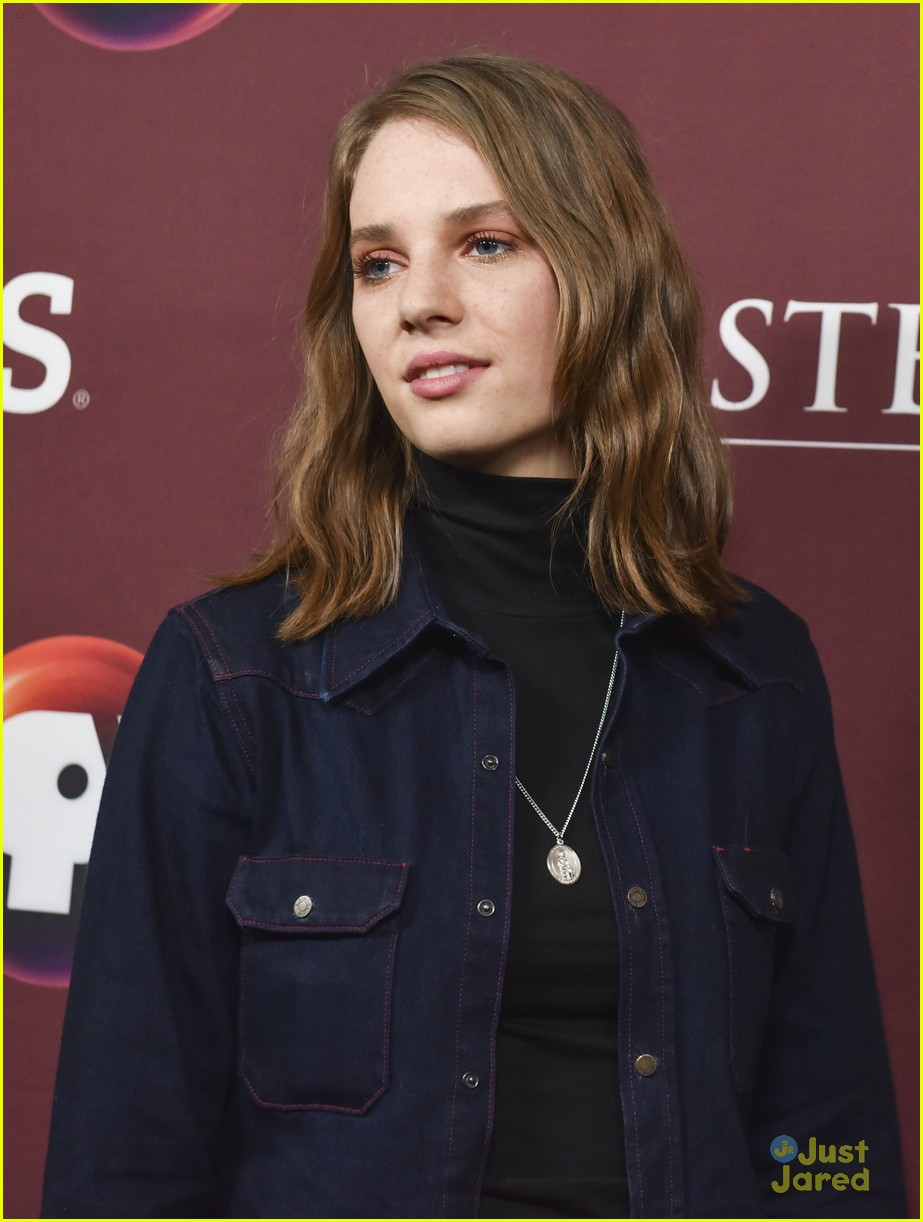 Full Sized Photo of willa fitzgerald maya hawke little women tca tour