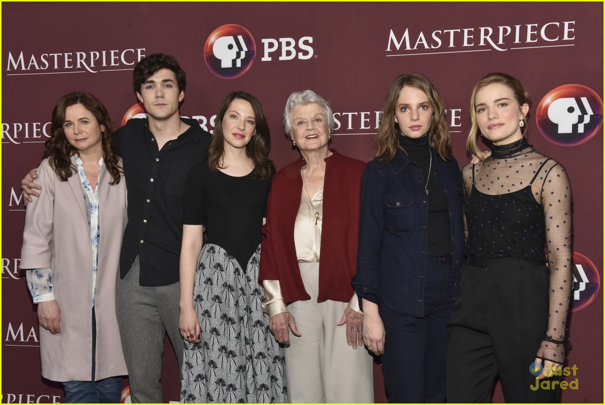 Full Sized Photo of willa fitzgerald maya hawke little women tca tour