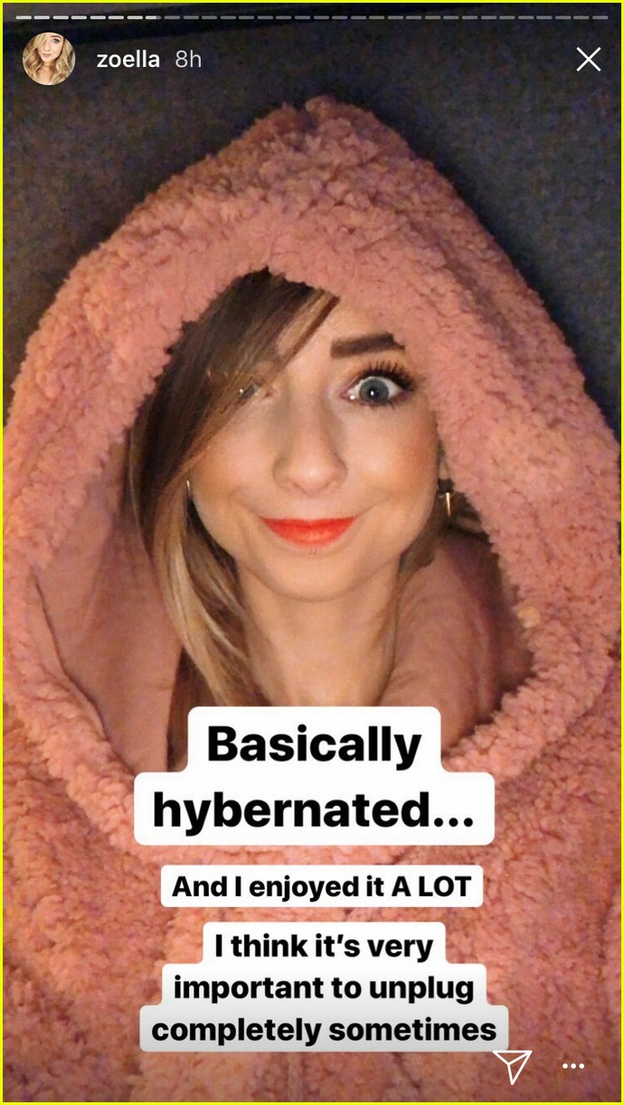 Zoella Returns From Internet Break After Holidays Photo 1131773 Digital Influencers Social Stars Zoella Pictures Just Jared Jr