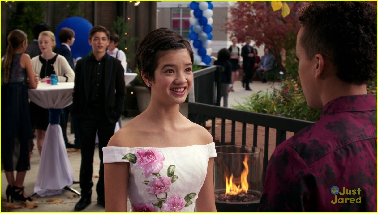 'Andi Mack' Celebrates Cyrus' Bar Mitzvah on Tonight's Episode ...