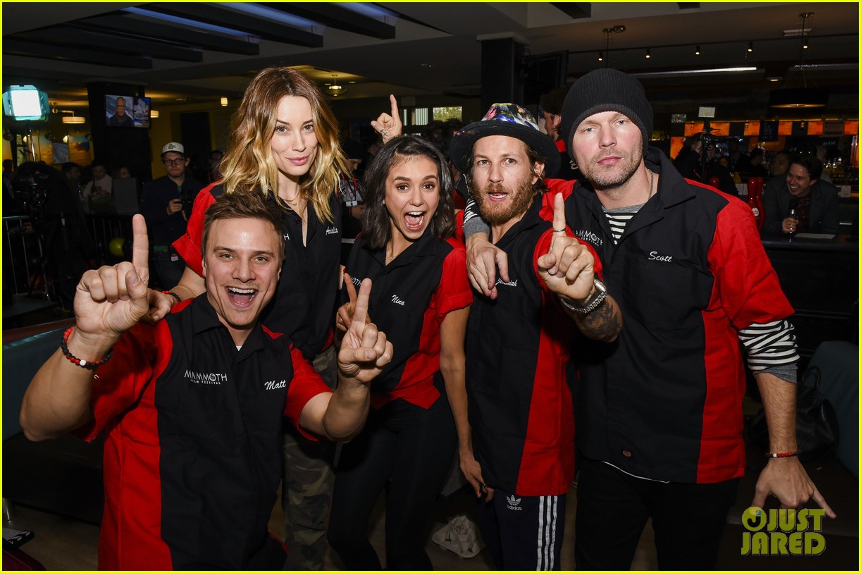 nina dobrev tom welling go celebrity bowling tournament 14