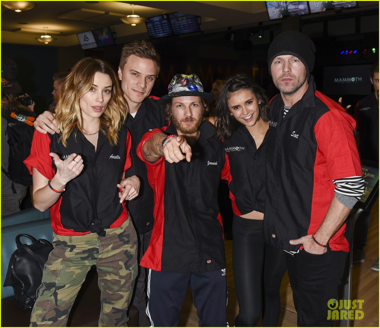 nina dobrev tom welling go celebrity bowling tournament 16