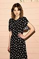 isla fisher natalia dyer and lucy hale are fierce in floral at kate spade nyfw presentation 24