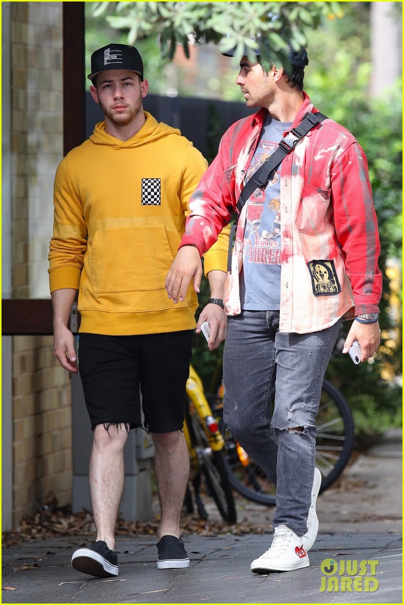 Full Sized Photo of nick jonas meets up with brother joe in australia