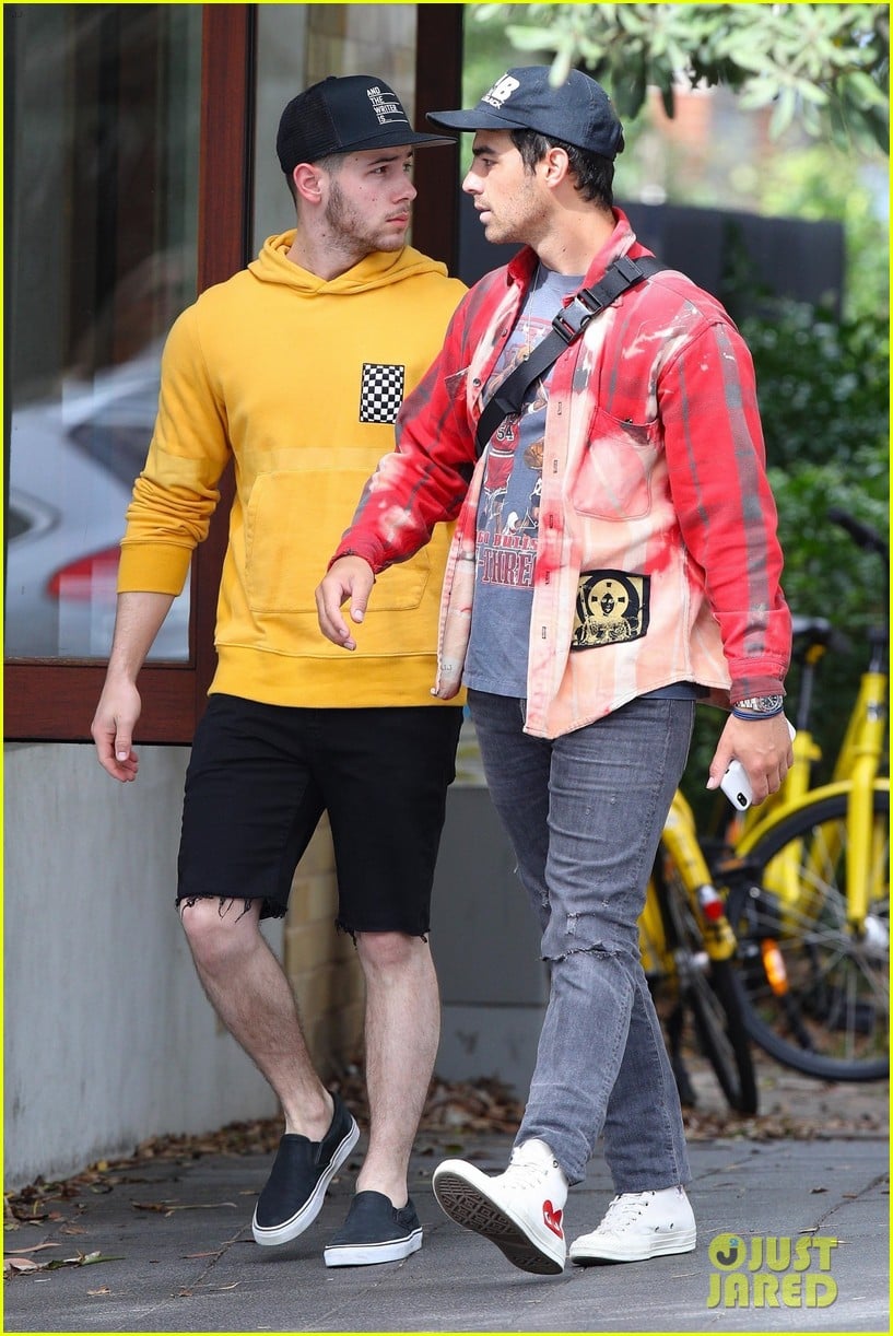 Nick & Joe Jonas Sport Bright Colors for Breakfast in Sydney | Photo ...