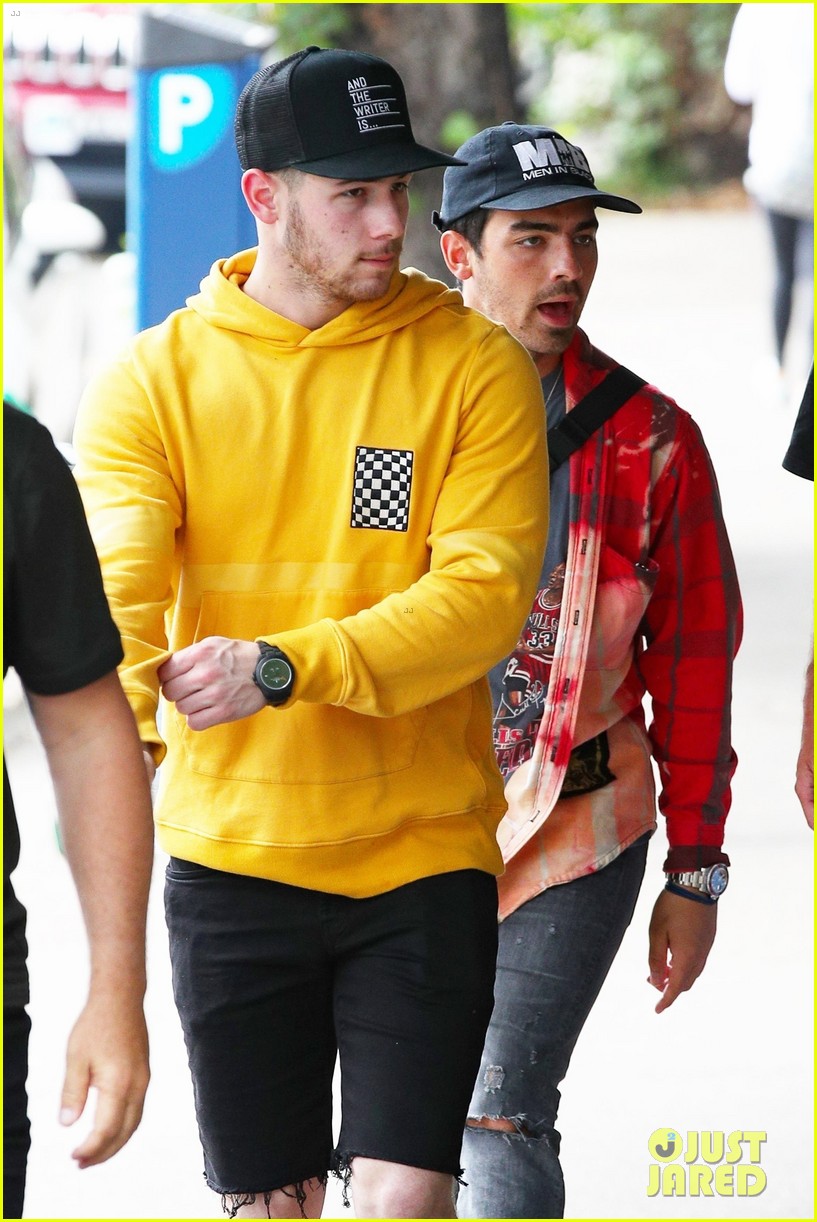 Full Sized Photo of nick jonas meets up with brother joe in australia