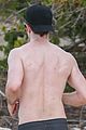 robert pattinson bares ripped body while shirtless in antigua 04