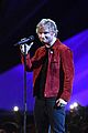 ed sheeran delivers tear jerking supermarket flowers performance at brit awards 2018 01