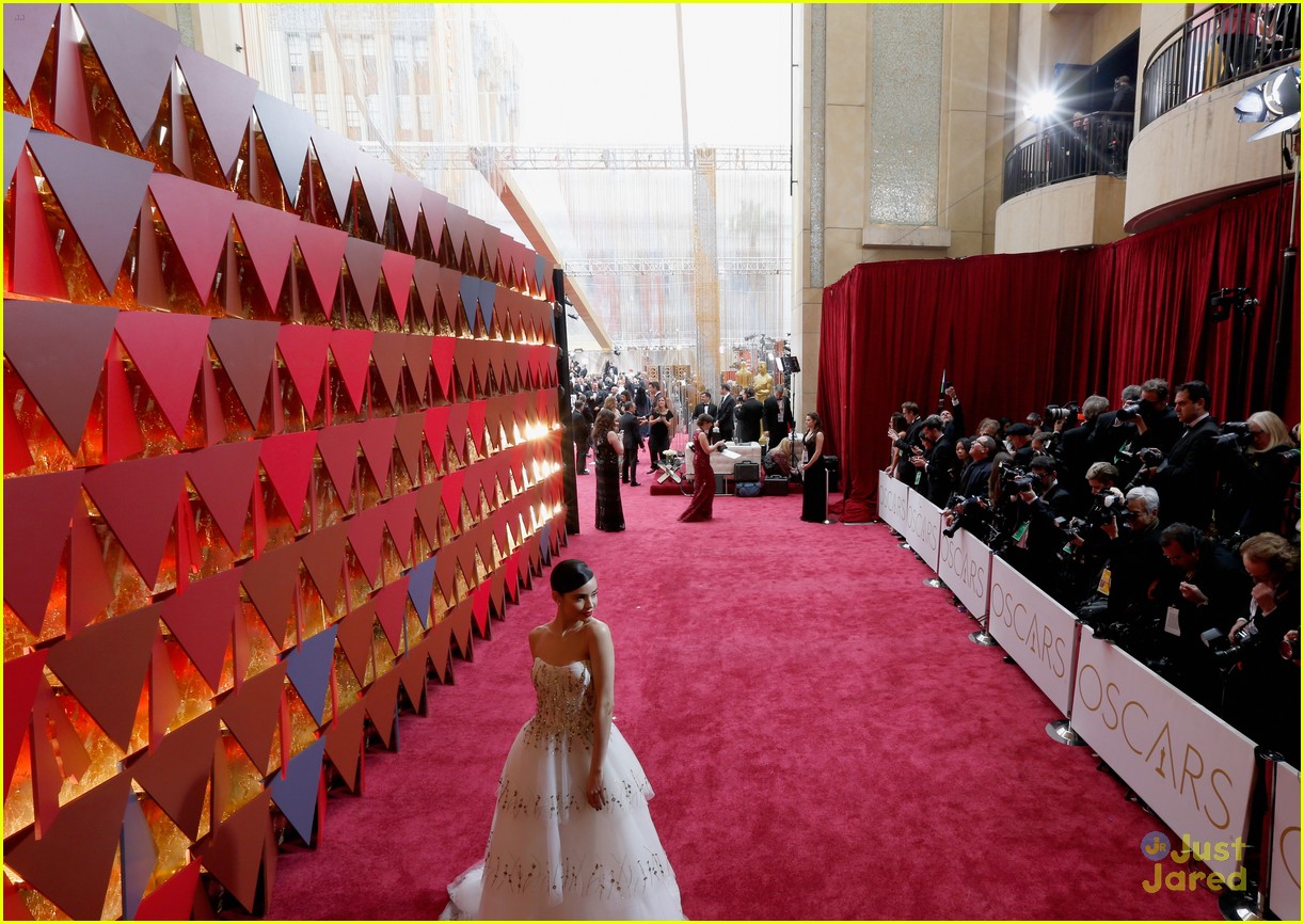 Sofia Carson Will Return To Oscars as All Access Live Stream Host ...