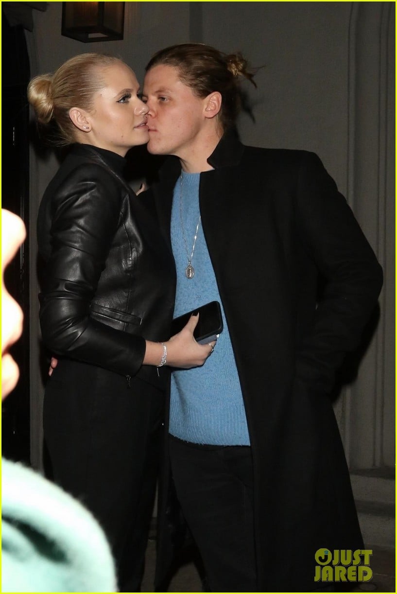 alli simpson conrad sewell hold hands for date night 03