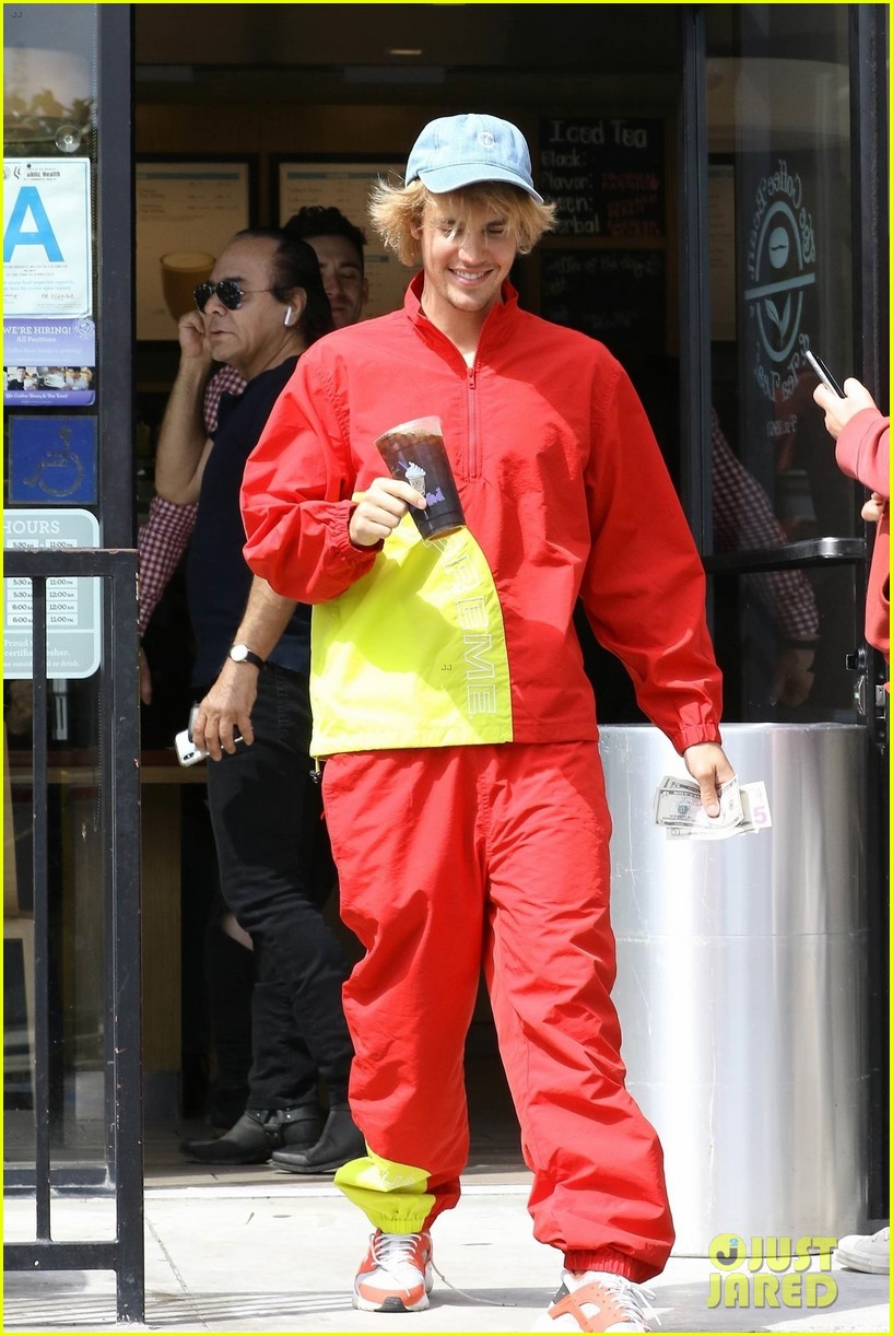 Full Sized Photo of justin bieber red jacket pants 25 | Justin Bieber ...