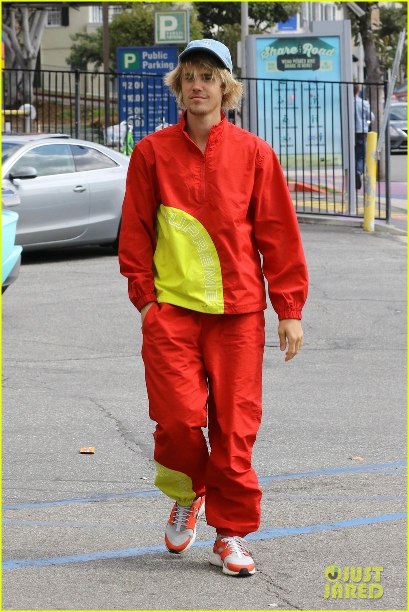 justin bieber red pants