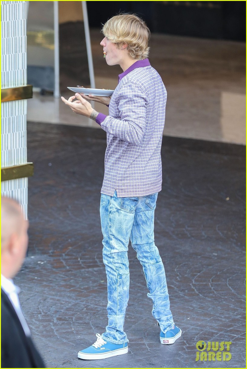 Justin Bieber Meets Up with Mom Pattie on 24th Birthday! | Photo