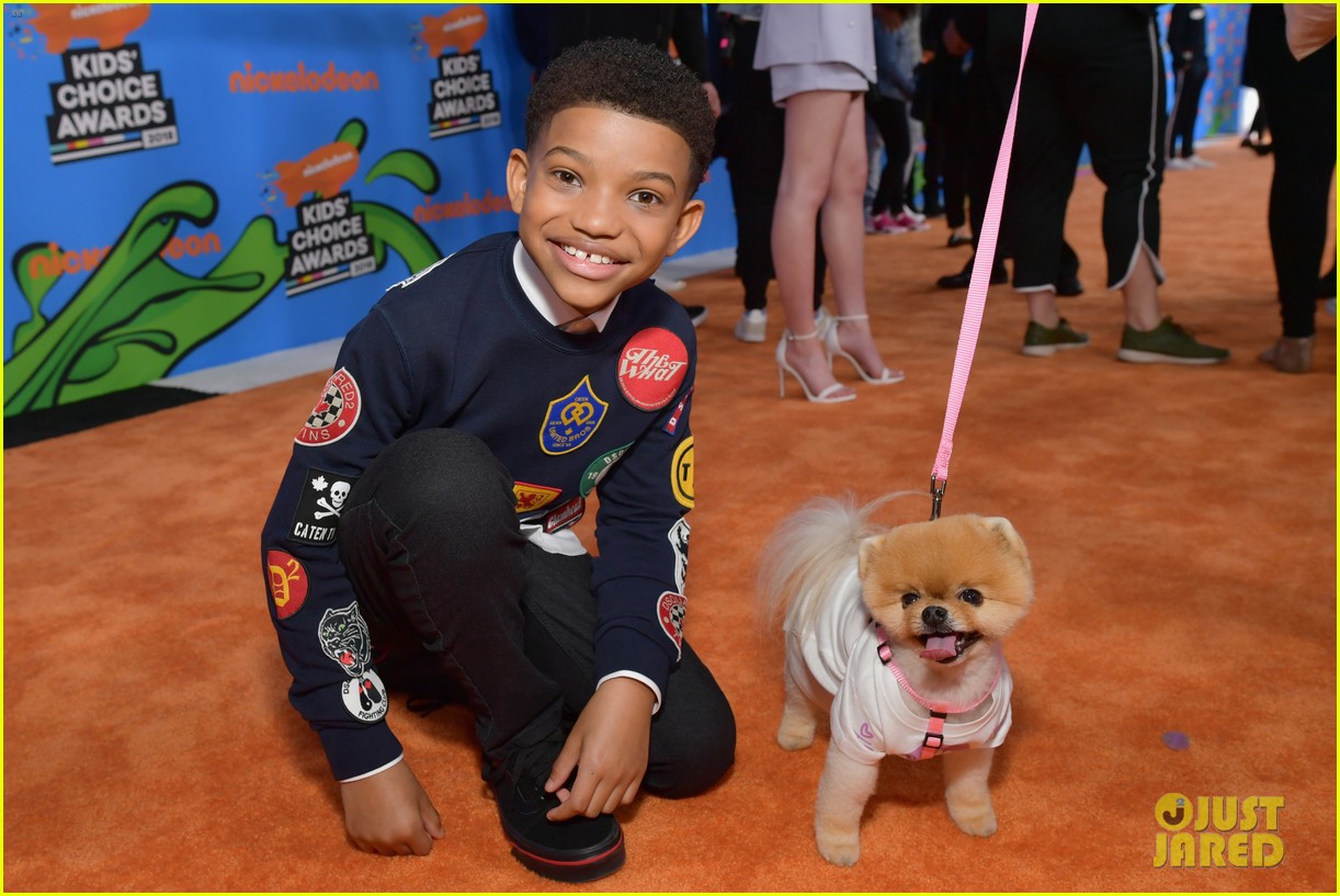 lonnie chavis hannah ziele and parker bates bring this is us to kids choice awards 2018 01