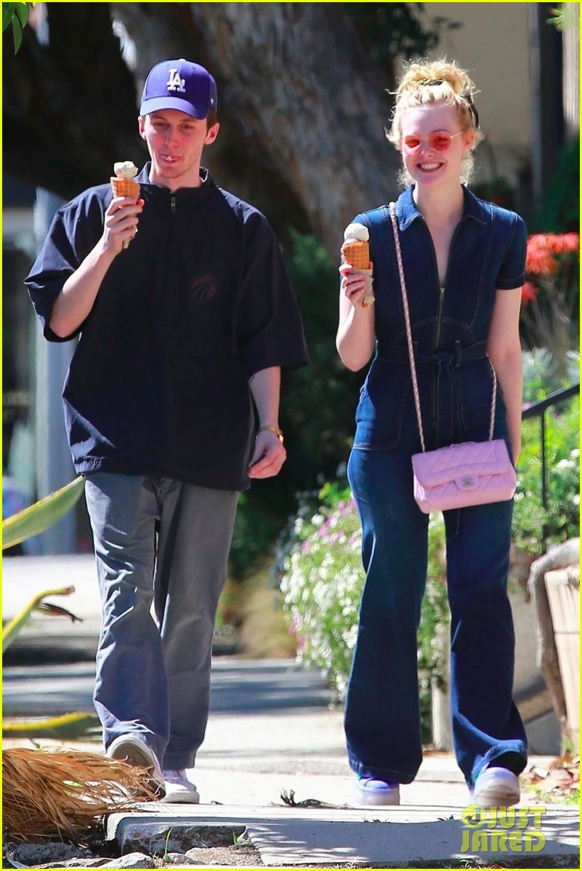 Full Sized Photo of elle fanning is all smiles for ice cream date with