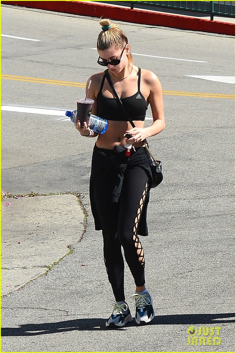 Hailey Baldwin Looks Fit & Fierce After Hitting the Gym! | Photo