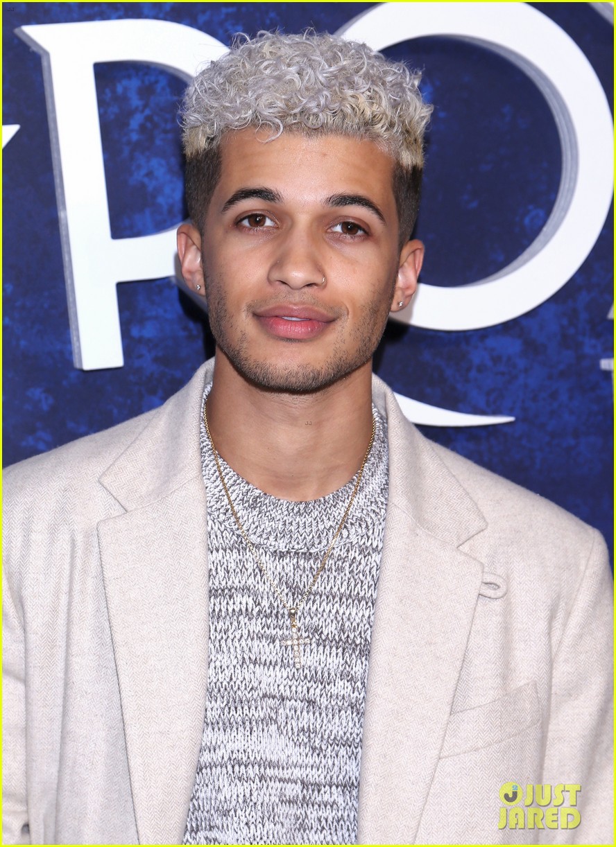 Full Sized Photo of jordan fisher keeps warm at frozen opening night 02 ...