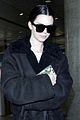 kendall jenner arrives at airport 04