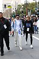 kendall jenner hailey baldwin march for our lives 23