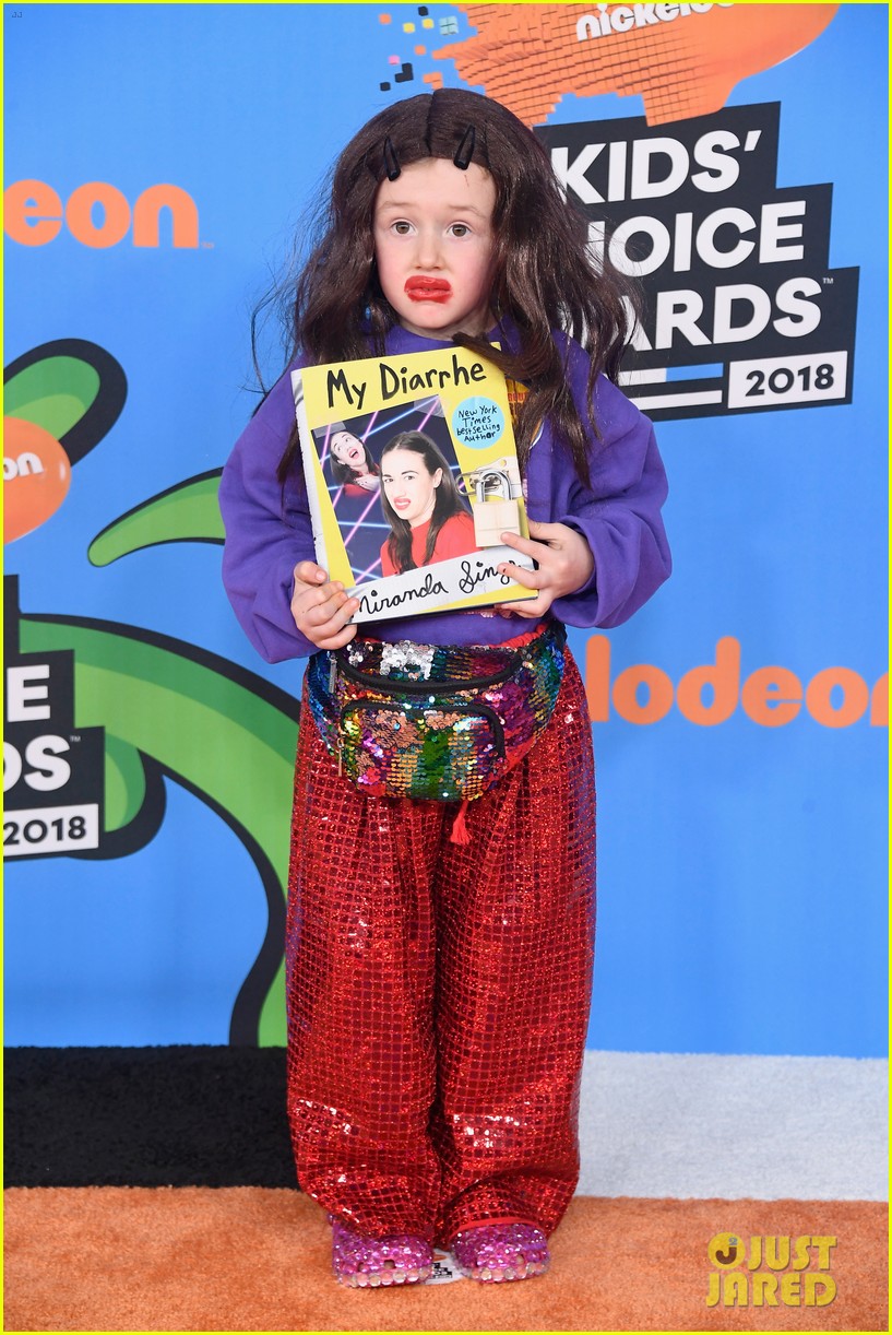 Full Sized Photo of colleen ballinger niece parker miranda sings kids ...