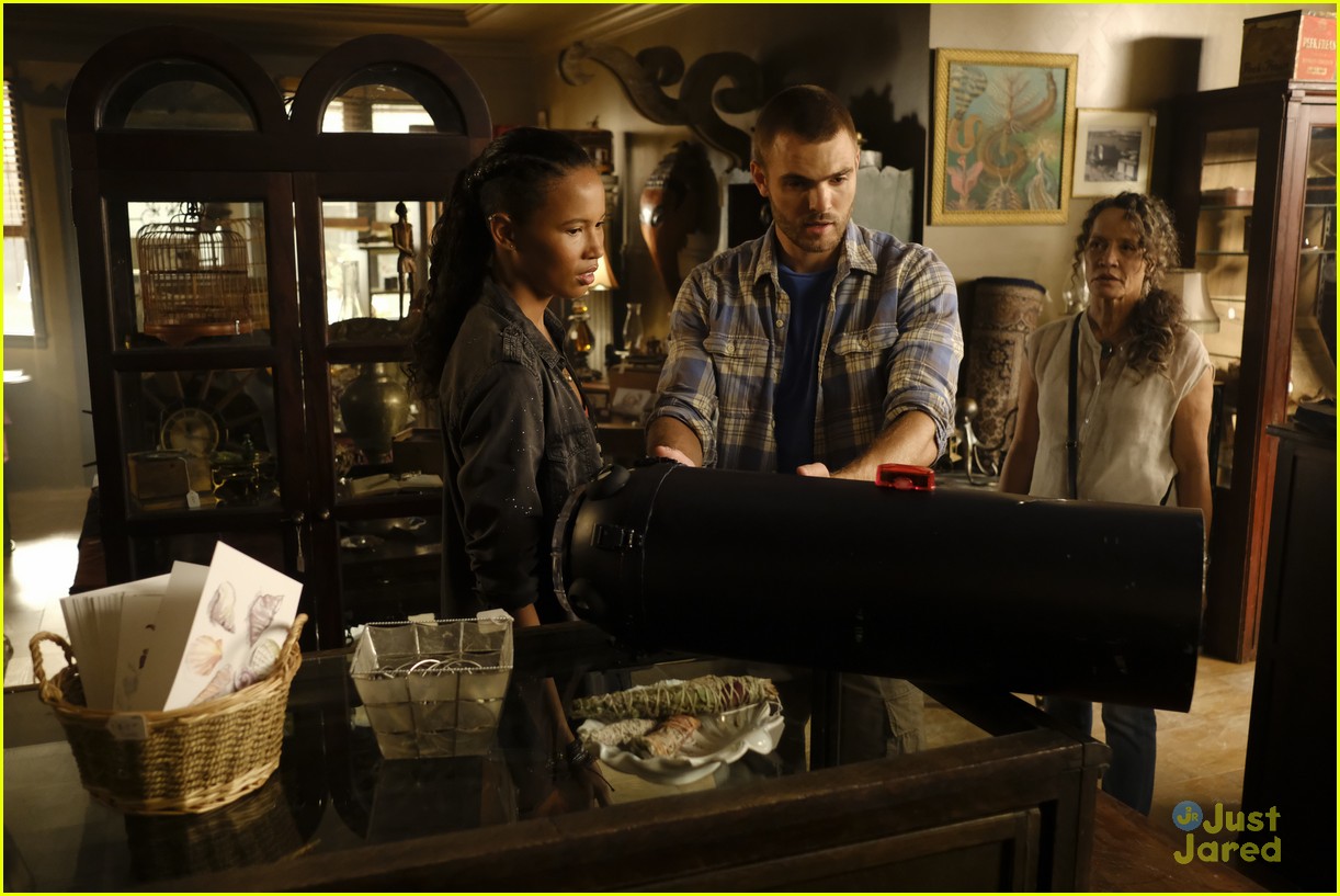 Freeform's Mermaid Thriller 'Siren' Premieres Tonight - Watch a Sneak