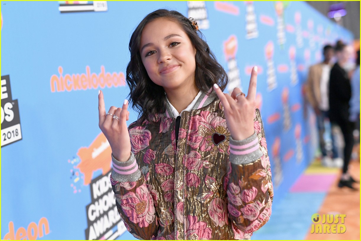 Breanna Yde & Ricardo Hurtado 'Rock' Out at Kids' Choice Awards 2018 ...