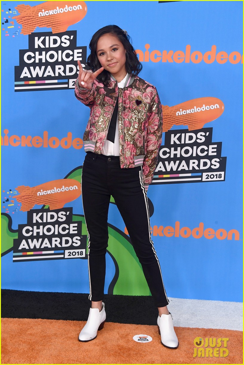 Breanna Yde & Ricardo Hurtado 'Rock' Out at Kids' Choice Awards 2018 ...