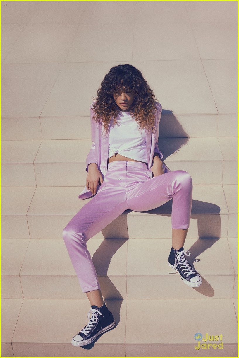 Zendaya Curates New Spring Collection For Boohoo See The Campaign Here Photo