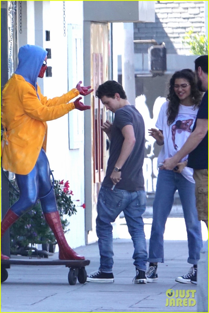Zendaya & Tom Holland Run Into Spider-Man at Comic Book Store! | Photo