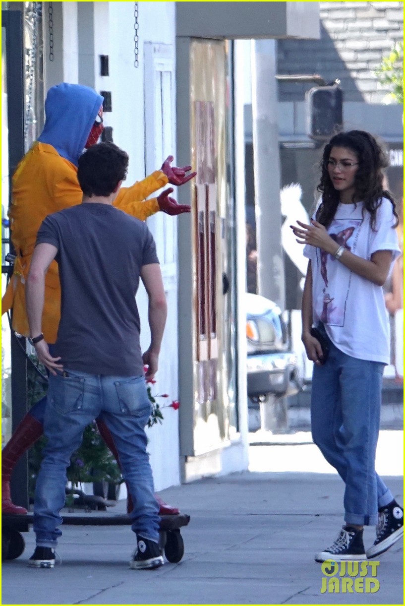 Zendaya & Tom Holland Run Into Spider-Man at Comic Book Store! | Photo